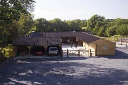 national-stables (7)