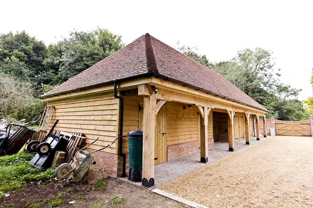 Case Study 1 - Badlesmere Kent - 5 Bay Carriage barn with attic space in the roof (10)
