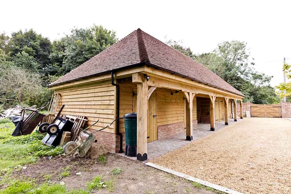 Case Study 1 - Badlesmere Kent - 5 Bay Carriage barn with attic space in the roof (11)