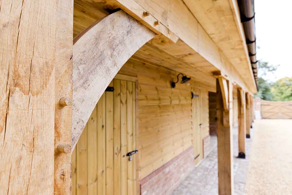 Case Study 1 - Badlesmere Kent - 5 Bay Carriage barn with attic space in the roof (17)