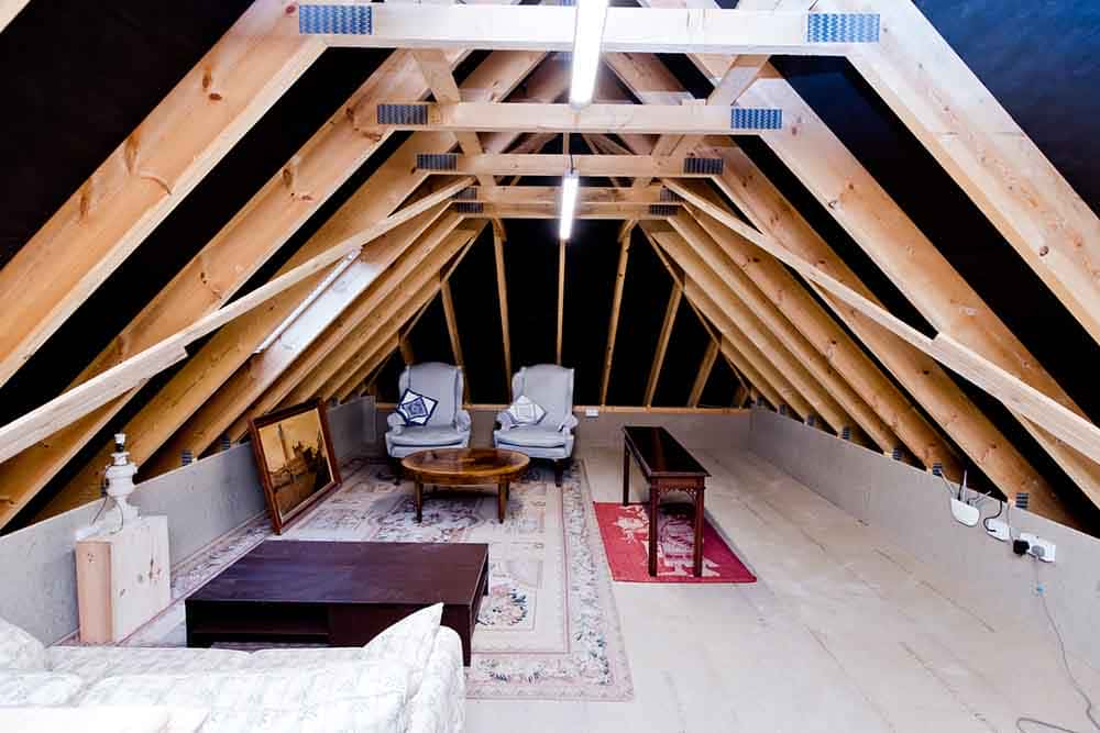 Case Study 1 - Badlesmere Kent - 5 Bay Carriage barn with attic space in the roof (35)