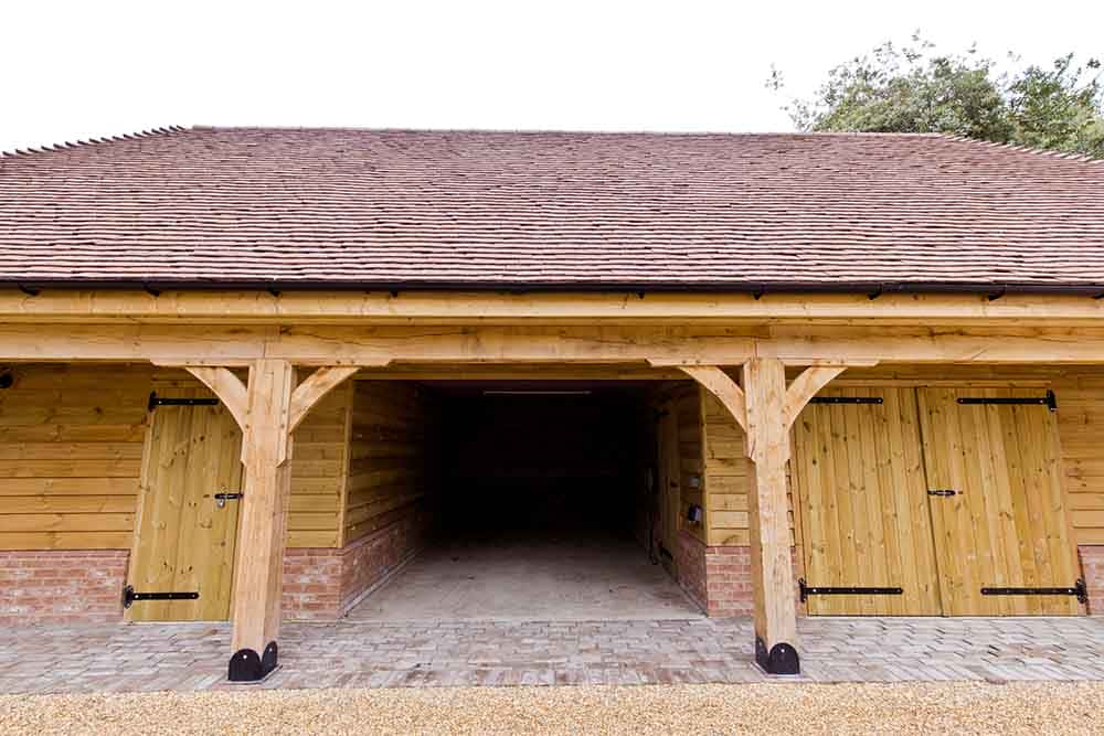 Case Study 1 - Badlesmere Kent - 5 Bay Carriage barn with attic space in the roof (9)