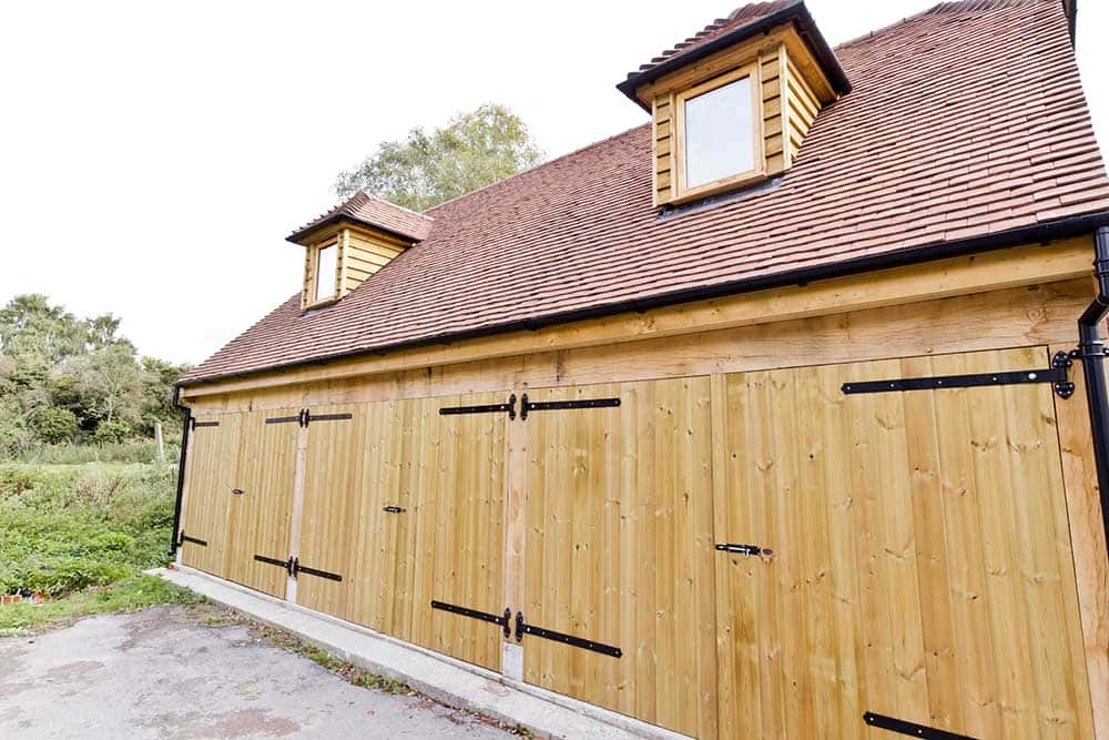 Case-Study-2---Badlesmere-Kent---3-bay-garage-with-attic-space-upstairs-(20)