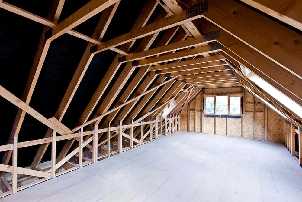 Case-Study-2---Badlesmere-Kent---3-bay-garage-with-attic-space-upstairs-(34)